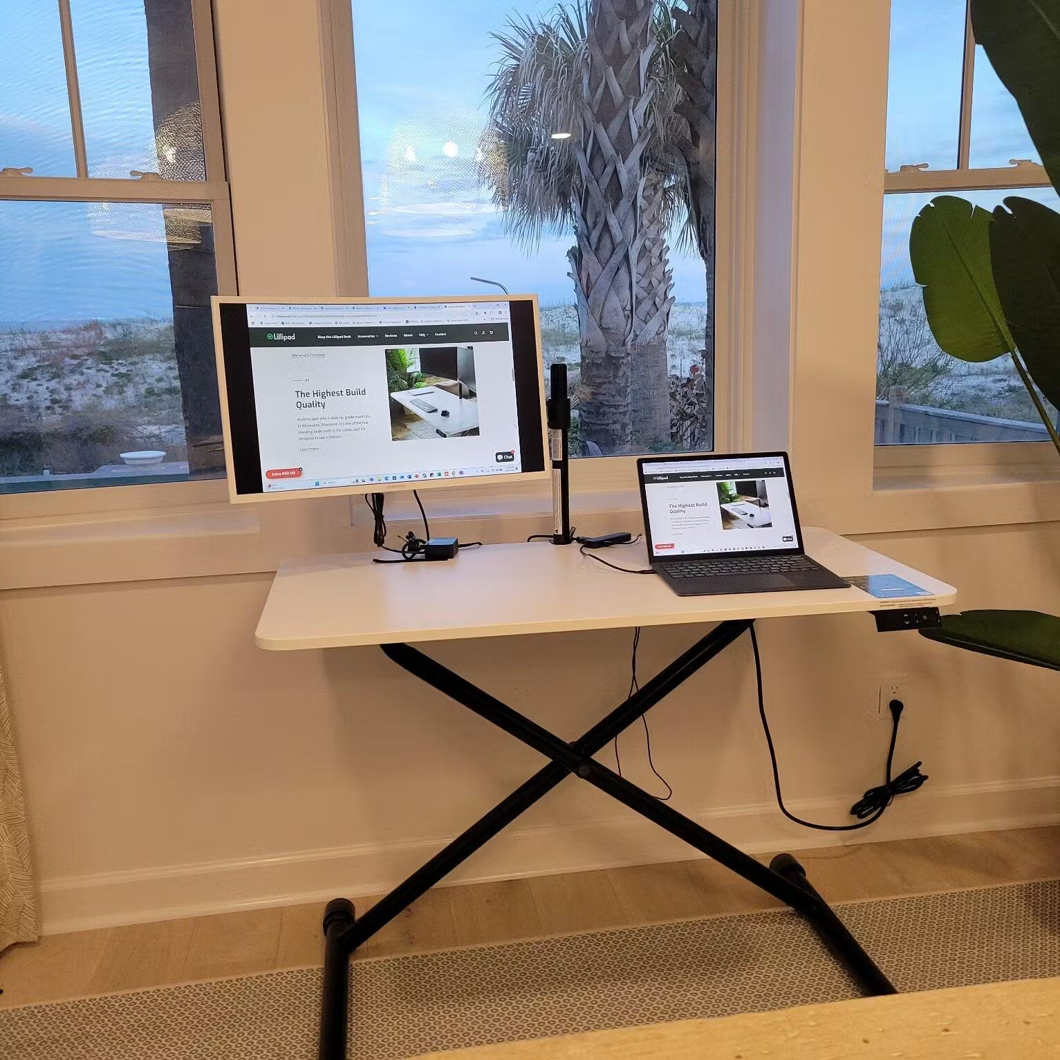 How to Have a Desk When You Have No Space? Home Office Desk Inspiration and WFH Desks for Small Spaces