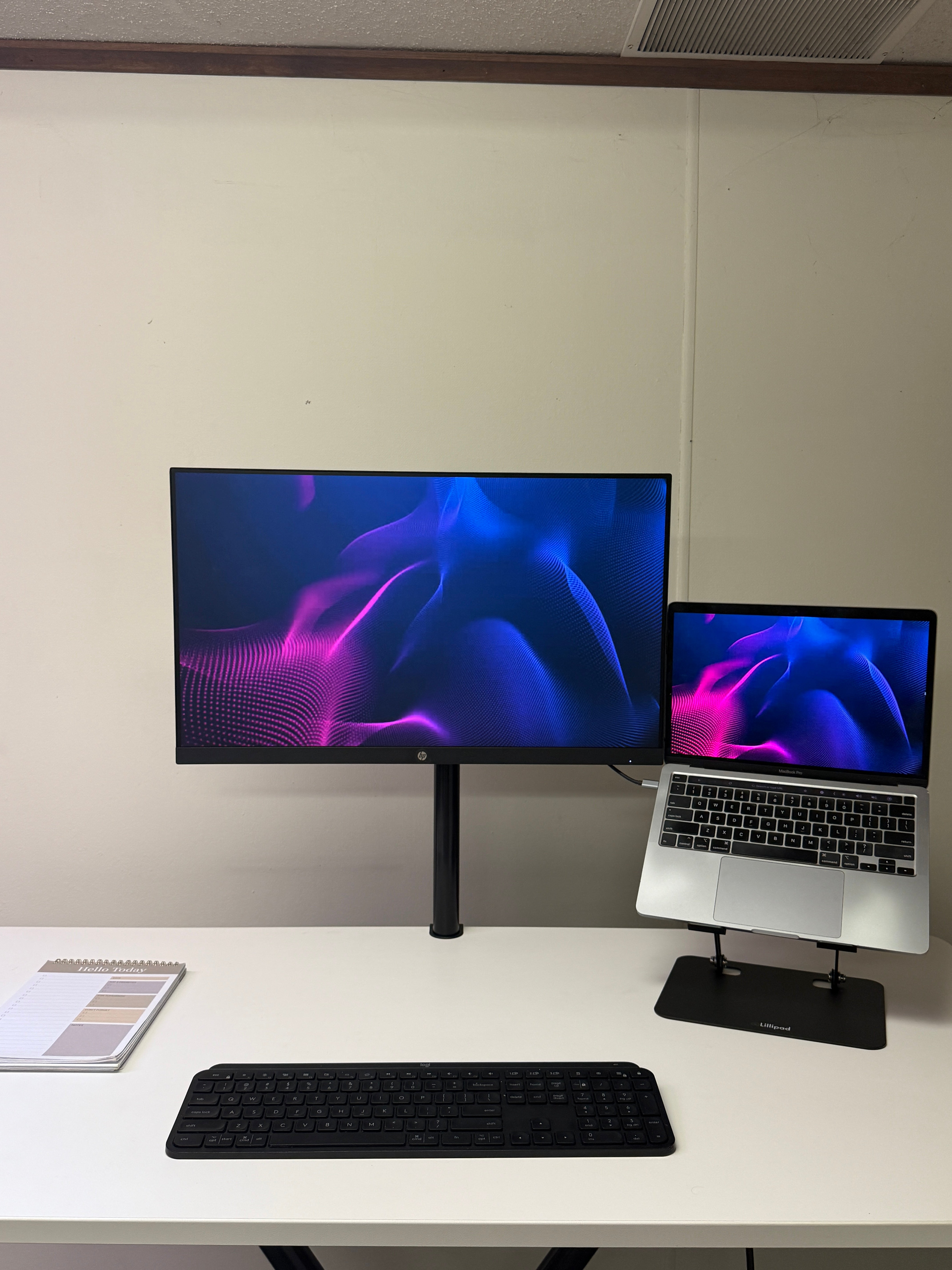 Single Monitor Arm - quick release & install